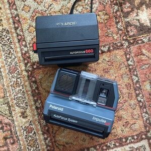 Polaroid Cameras Impulse + 660